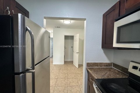 Apartment in Wilton Manors, Florida 2 bedrooms № 2176915 - photo 8