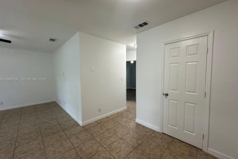 Apartment in Wilton Manors, Florida 2 bedrooms № 2176915 - photo 9