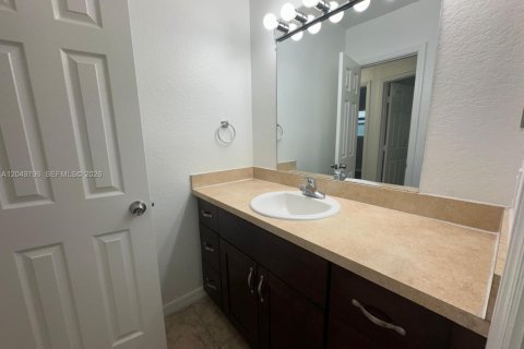 Apartment in Wilton Manors, Florida 2 bedrooms № 2176915 - photo 17