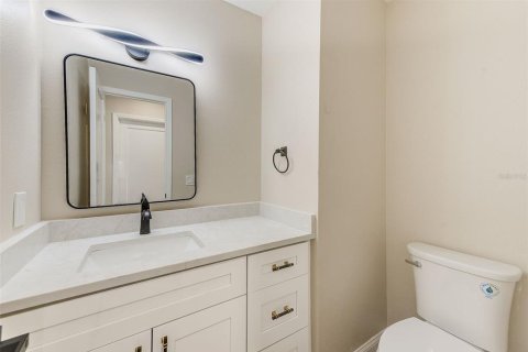 Casa en venta en Tampa, Florida, 4 dormitorios, 187.76 m2 № 1904882 - foto 28