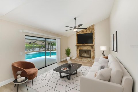 Casa en venta en Tampa, Florida, 4 dormitorios, 187.76 m2 № 1904882 - foto 11