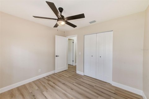 Casa en venta en Tampa, Florida, 4 dormitorios, 187.76 m2 № 1904882 - foto 26