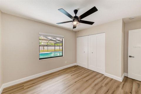 Casa en venta en Tampa, Florida, 4 dormitorios, 187.76 m2 № 1904882 - foto 21