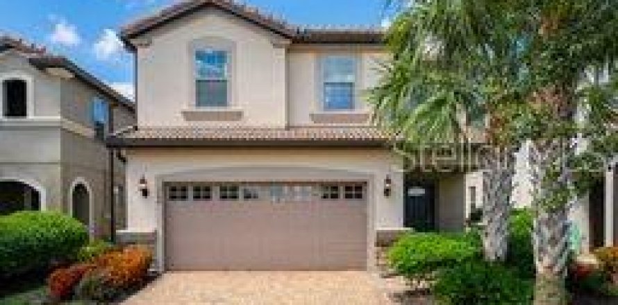 Casa en Kissimmee, Florida 6 dormitorios, 291.9 m2 № 1853716