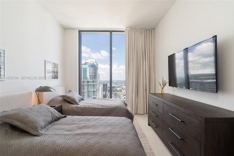 Купить кондоминиум в Майами, Флорида 3 спальни, 115.76м2, № 2053118 - фото 25