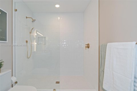 Купить кондоминиум в Майами, Флорида 3 спальни, 115.76м2, № 2053118 - фото 21