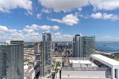 Купить кондоминиум в Майами, Флорида 3 спальни, 115.76м2, № 2053118 - фото 13