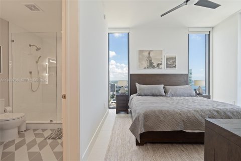 Купить кондоминиум в Майами, Флорида 3 спальни, 115.76м2, № 2053118 - фото 16