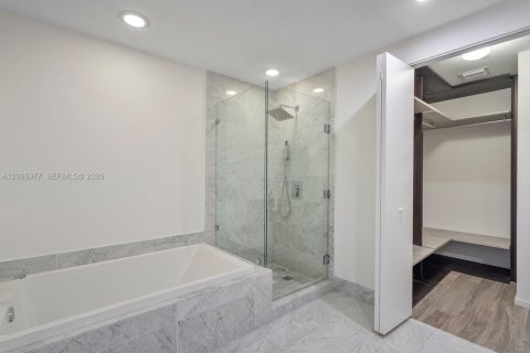 Appartement à louer à Miami, Floride: 2 chambres, 103.96 m2 № 2390014 - photo 26