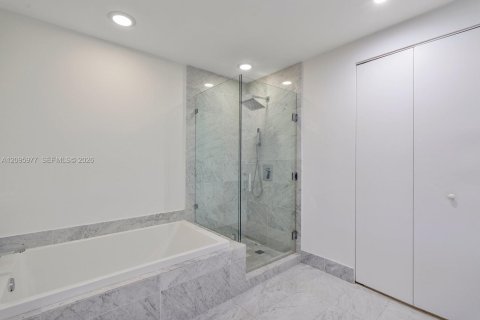Appartement à louer à Miami, Floride: 2 chambres, 103.96 m2 № 2390014 - photo 25
