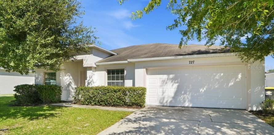 House in Auburndale, Florida 3 bedrooms, 158.86 sq.m. № 2390999