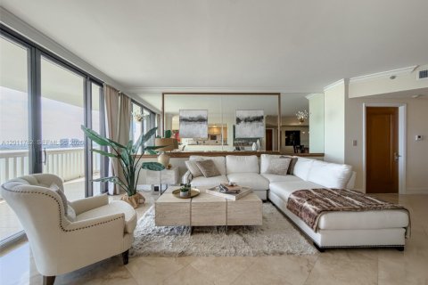 Condominio en venta en Aventura, Florida, 2 dormitorios, 144.93 m2 № 2186278 - foto 6