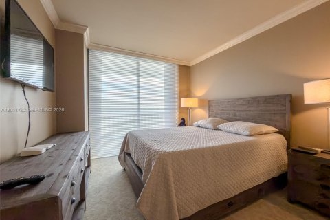Condominio en venta en Aventura, Florida, 2 dormitorios, 144.93 m2 № 2186278 - foto 17