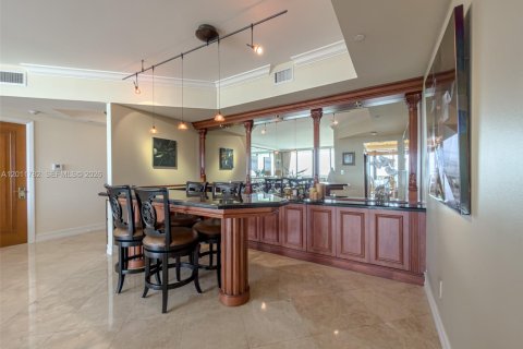 Condominio en venta en Aventura, Florida, 2 dormitorios, 144.93 m2 № 2186278 - foto 22