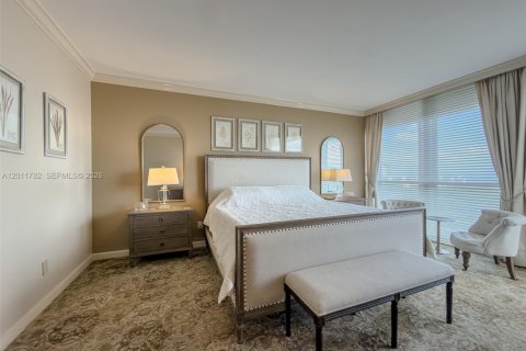 Condominio en venta en Aventura, Florida, 2 dormitorios, 144.93 m2 № 2186278 - foto 30