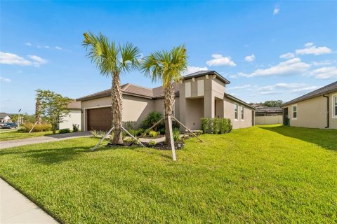 House in San Antonio, Florida 2 bedrooms, 165.64 sq.m. № 2157712 - photo 13