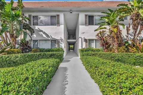 Copropriété à louer à Pompano Beach, Floride: 2 chambres, 87.24 m2 № 1997211 - photo 29