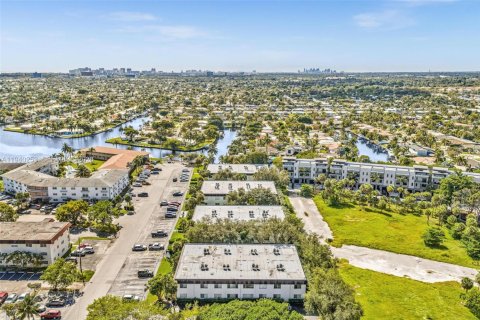 Copropriété à louer à Pompano Beach, Floride: 2 chambres, 87.24 m2 № 1997211 - photo 22
