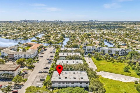 Copropriété à louer à Pompano Beach, Floride: 2 chambres, 87.24 m2 № 1997211 - photo 21