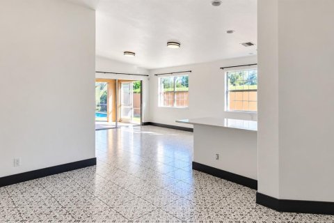 Villa ou maison à louer à Orlando, Floride: 2 chambres, 144.37 m2 № 2434479 - photo 11