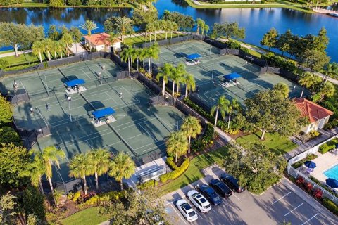 Villa ou maison à louer à Orlando, Floride: 2 chambres, 144.37 m2 № 2434479 - photo 22