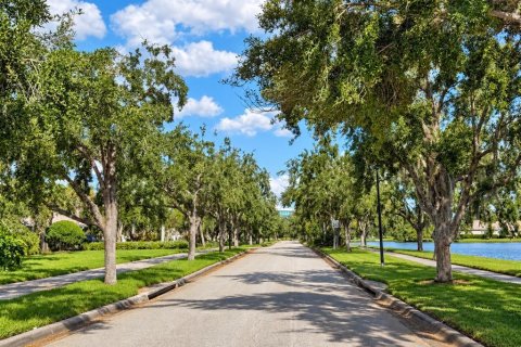 Villa ou maison à louer à Orlando, Floride: 2 chambres, 144.37 m2 № 2434479 - photo 3