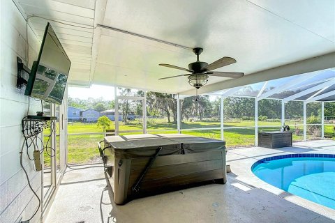 House in Indian lake estates, Florida 3 bedrooms, 163.88 sq.m. № 1657888 - photo 29