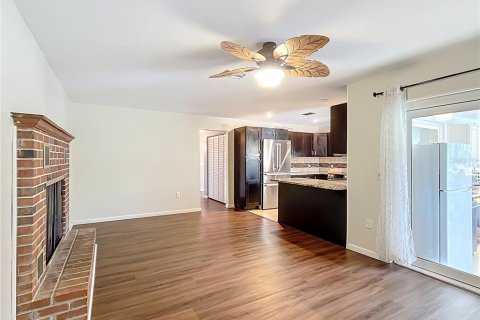House in Indian lake estates, Florida 3 bedrooms, 163.88 sq.m. № 1657888 - photo 11