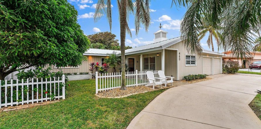Casa en Juno Beach, Florida 4 dormitorios, 207.45 m2 № 2258158