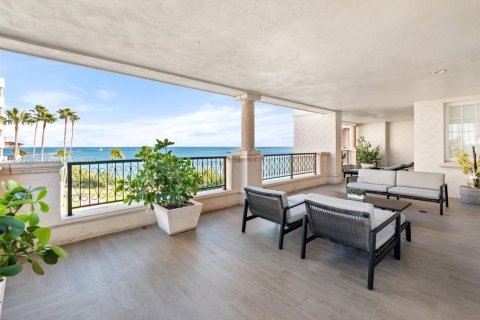 Copropriété à vendre à Miami Beach, Floride: 4 chambres, 379.6 m2 № 1967351 - photo 1