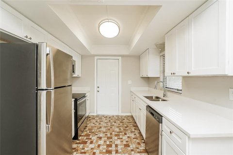 Villa ou maison à louer à Safety Harbor, Floride: 3 chambres, 217.11 m2 № 1872921 - photo 5