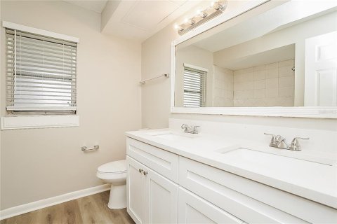 Villa ou maison à louer à Safety Harbor, Floride: 3 chambres, 217.11 m2 № 1872921 - photo 9
