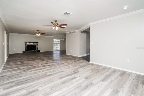 Villa ou maison à louer à Safety Harbor, Floride: 3 chambres, 217.11 m2 № 1872921 - photo 2