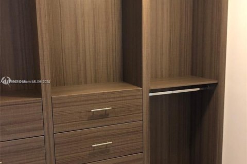 Appartement à louer à Bal Harbour, Floride: 2 chambres, 158.31 m2 № 1862077 - photo 10