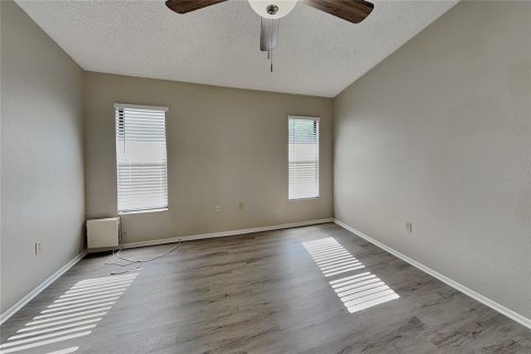 Villa ou maison à louer à Sarasota, Floride: 3 chambres, 161.37 m2 № 2385965 - photo 3