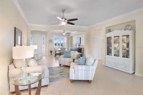 House in Ocala, Florida 3 bedrooms, 224.17 sq.m. № 2347621 - photo 12