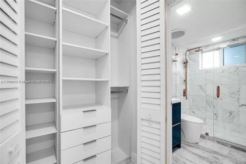 Copropriété à louer à Miami Beach, Floride: 1 chambre, 65.03 m2 № 1705331 - photo 12