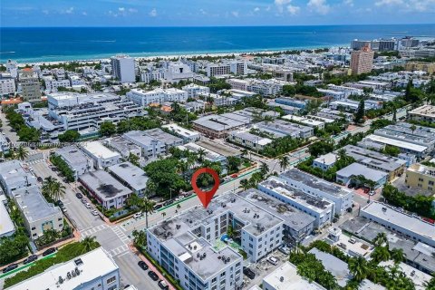 Copropriété à louer à Miami Beach, Floride: 1 chambre, 65.03 m2 № 1705331 - photo 7