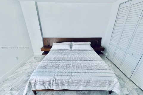 Copropriété à louer à Miami Beach, Floride: 1 chambre, 65.03 m2 № 1705331 - photo 2