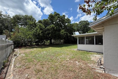 House in Winter Park, Florida 3 bedrooms, 104.79 sq.m. № 2142854 - photo 30
