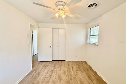House in Winter Park, Florida 3 bedrooms, 104.79 sq.m. № 2142854 - photo 19