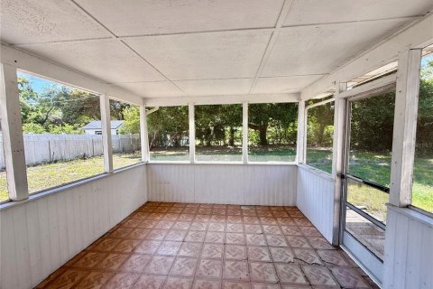 House in Winter Park, Florida 3 bedrooms, 104.79 sq.m. № 2142854 - photo 24