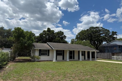 House in Winter Park, Florida 3 bedrooms, 104.79 sq.m. № 2142854 - photo 2