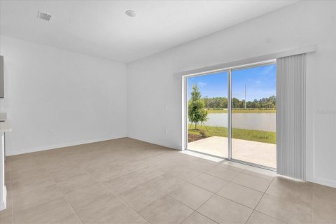 Townhouse in Kissimmee, Florida 3 bedrooms, 127.55 sq.m. № 1760129 - photo 10