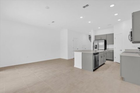 Townhouse in Kissimmee, Florida 3 bedrooms, 127.55 sq.m. № 1760129 - photo 8