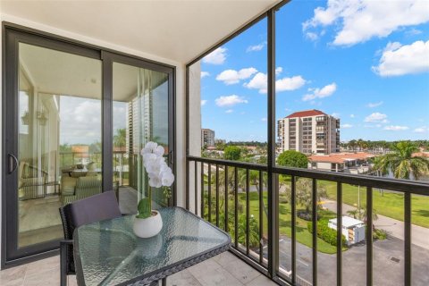 Copropriété à louer à Saint Petersburg, Floride: 1 chambre, 72.46 m2 № 2406516 - photo 11