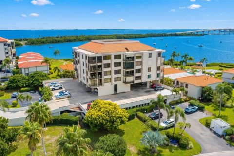 Condo à Saint Petersburg, Floride, 1 chambre  № 2406516