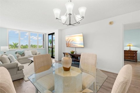 Copropriété à louer à Saint Petersburg, Floride: 1 chambre, 72.46 m2 № 2406516 - photo 8