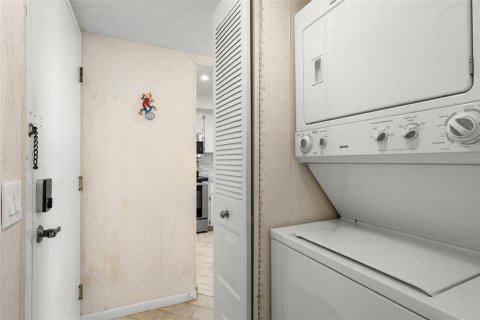 Copropriété à louer à Saint Petersburg, Floride: 1 chambre, 72.46 m2 № 2406516 - photo 9