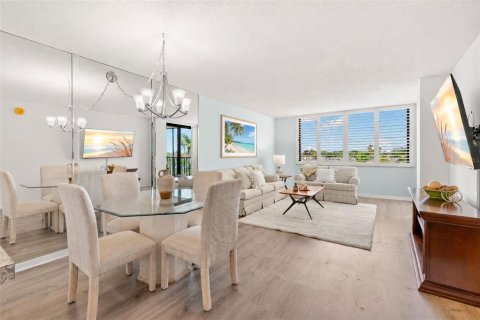 Copropriété à louer à Saint Petersburg, Floride: 1 chambre, 72.46 m2 № 2406516 - photo 7
